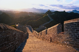 the_great_wall_-_by_bernard_goldbach.jpg