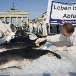 Greenpeace akció Berlinben
